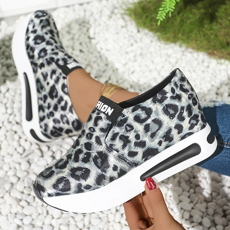 Leopard Print Casual Sports Shoes for Women Thick Bottom Slip-On Platform Sneakers Woman Lightweight Height Increasing Sneakers