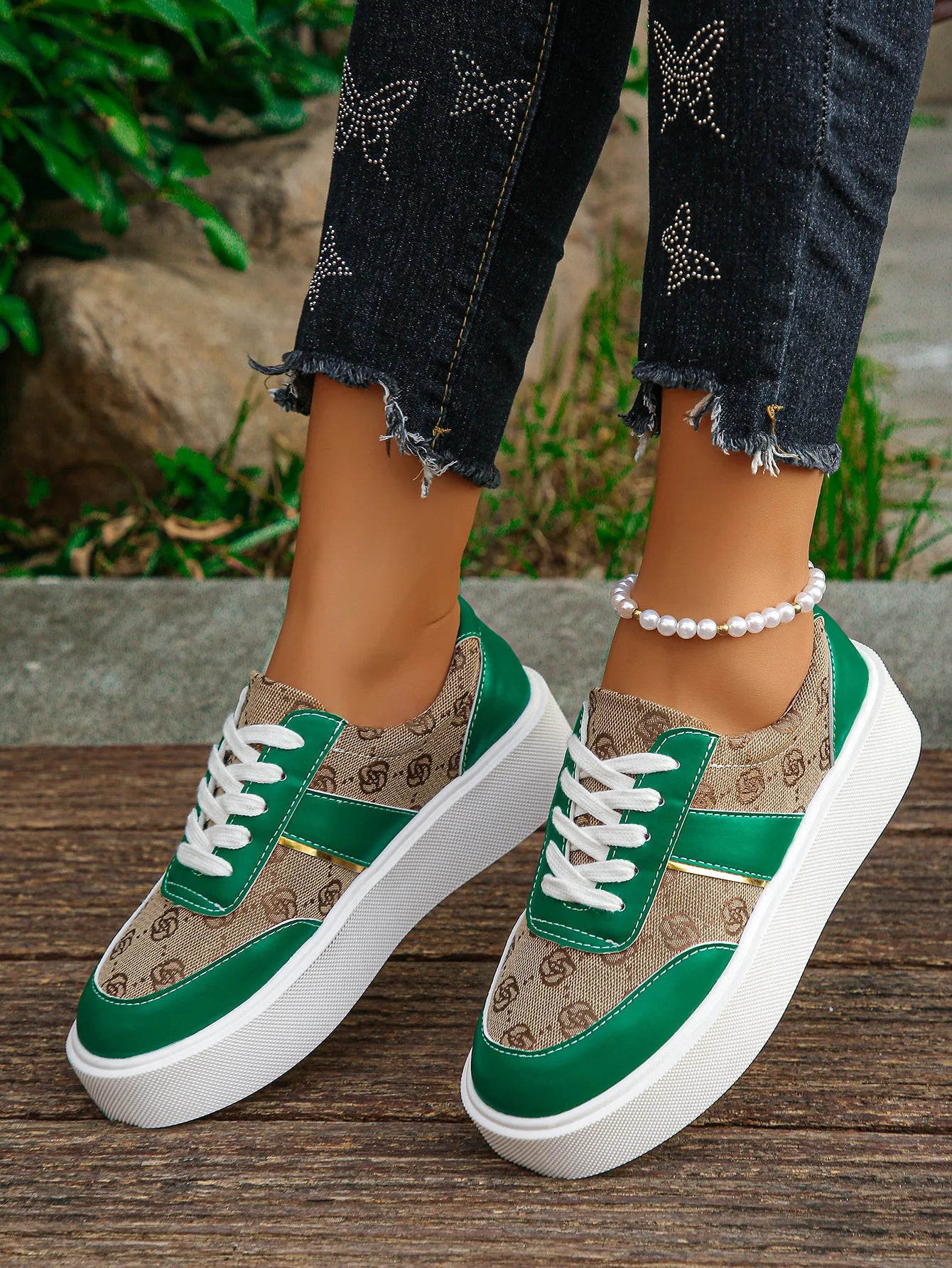 Spring Autumn Women Sneakers Trend Lightweight Leisure Sneakers Women Walking Design Fashion Platform Shoes Zapatos De Mujer