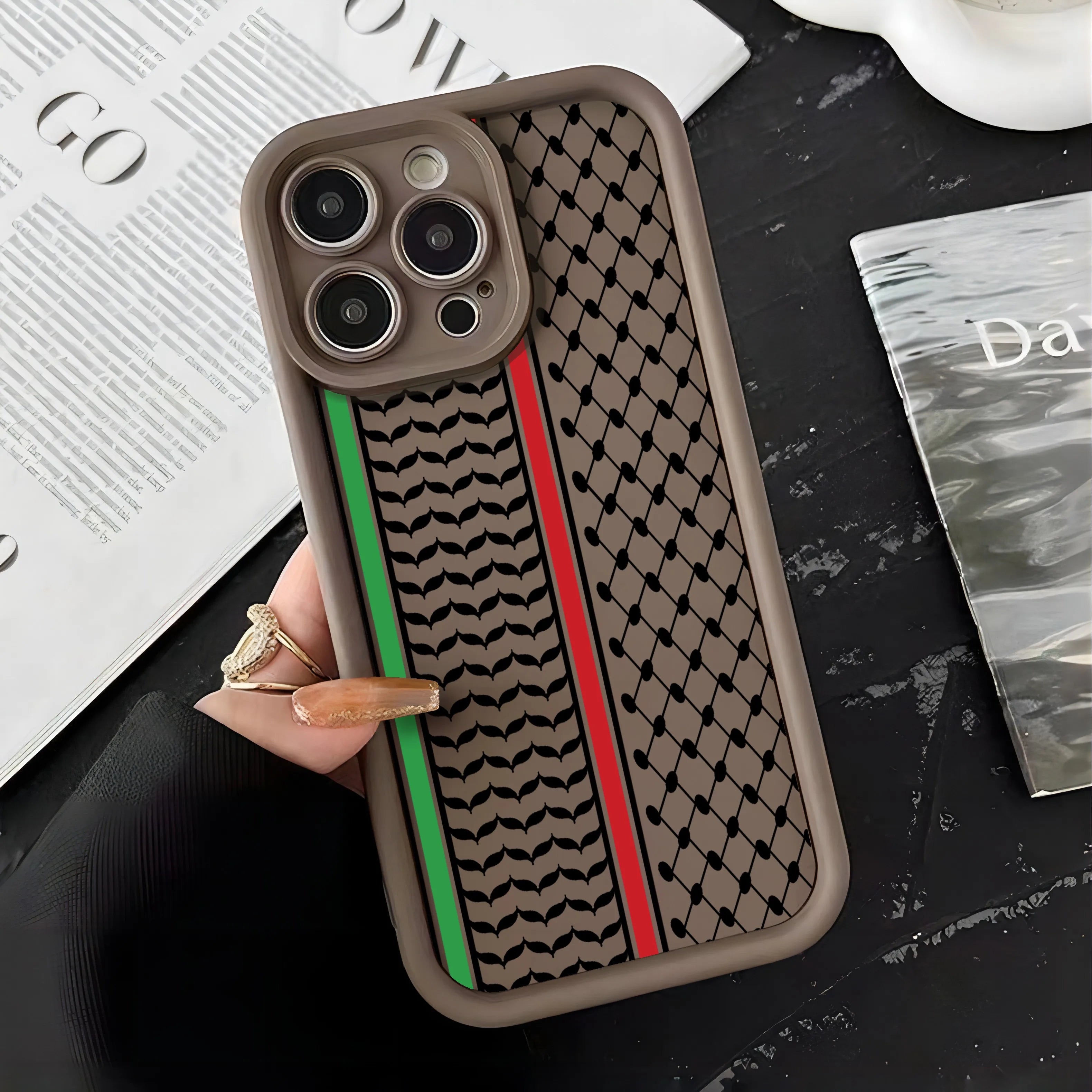 Hattah Keffiyeh Phone Case for IPhone 15 14 13 12 11 Pro Max Mini XR XS X 7 8 Plus Soft TPU Back Cover With Hand Strap