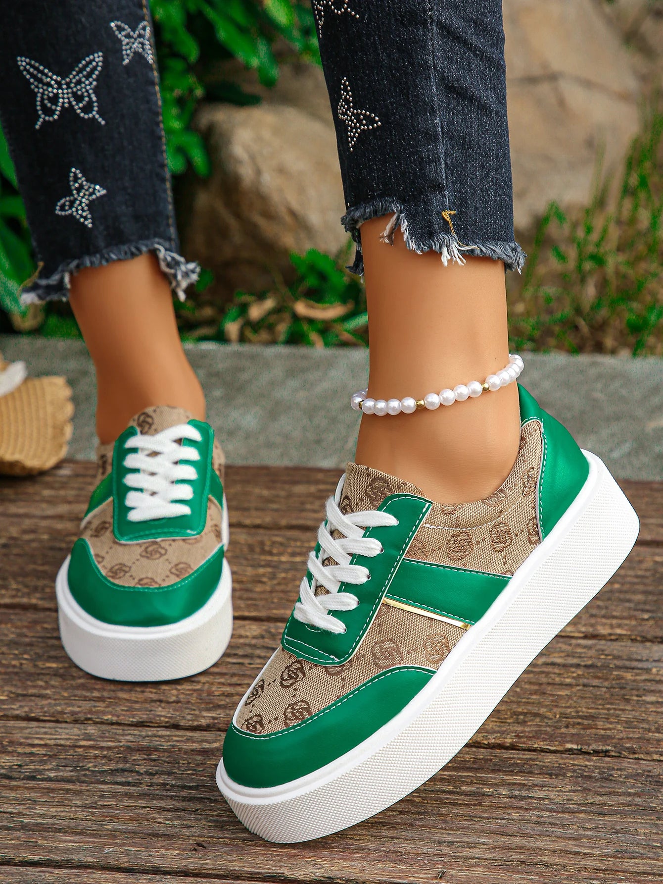 Spring Autumn Women Sneakers Trend Lightweight Leisure Sneakers Women Walking Design Fashion Platform Shoes Zapatos De Mujer