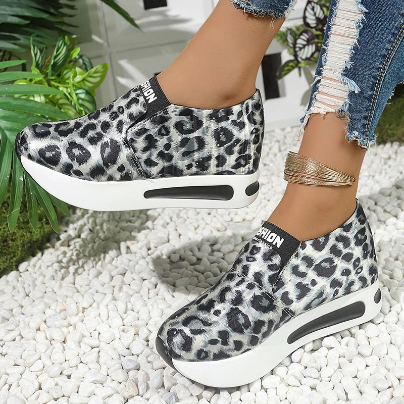 Leopard Print Casual Sports Shoes for Women Thick Bottom Slip-On Platform Sneakers Woman Lightweight Height Increasing Sneakers